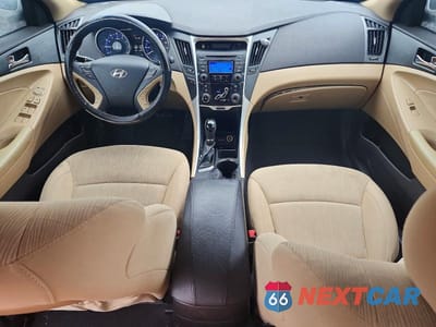 Zdjęcie 8 z 13 samochodu: 2013 HYUNDAI SONATA GLS VIN:5NPEB4AC9DH757178 - miniatura