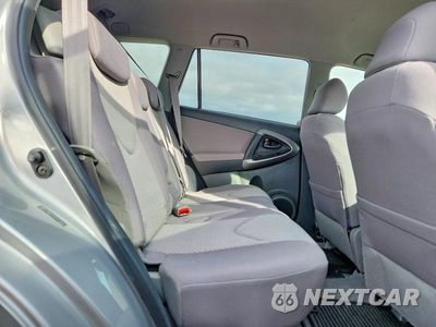 Zdjęcie 11 z 13 samochodu: 2007 TOYOTA RAV4 BASE VIN:JTMBD33V975123217 - miniatura