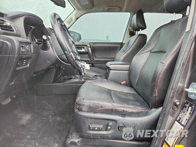 Zdjęcie 13 z 28 samochodu: 2016 TOYOTA 4RUNNER TRD PRO VIN:JTEBU5JR3G5329002 - miniatura