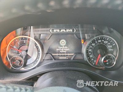 Zdjęcie 9 z 12 samochodu: 2023 RAM 1500 BIG HORN/LONE STAR VIN:1C6RRFFG9PN579059 - miniatura
