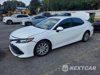 2018 TOYOTA CAMRY LE 4T1B11HK5JU121873 - główne zdjęcie licytacji z USA - miniatura
