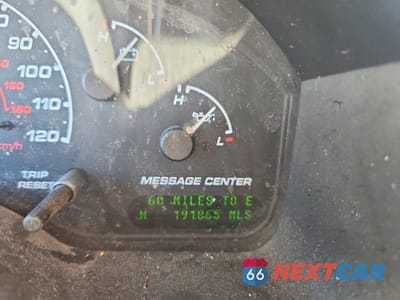 Zdjęcie 9 z 13 samochodu: 2002 FORD EXPLORER LIMITED VIN:1FMZU75W32ZB06986 - miniatura