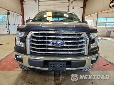 Piąte zdjęcie samochodu w środku: 2017 FORD F150 SUPERCREW VIN:1FTEW1EF5HFA65250 - miniatura
