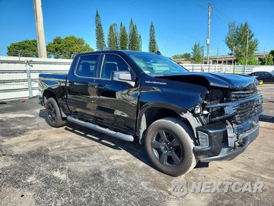 Czwarte zdjęcie samochodu z boku: 2019 CHEVROLET SILVERADO C1500 LT VIN:1GCPWCEDXKZ125869 - miniatura