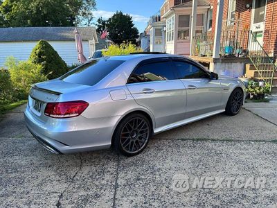 Czwarte zdjęcie samochodu z boku: 2014 MERCEDES-BENZ E 550 4MATIC VIN:WDDHF9BB4EA911153 - miniatura