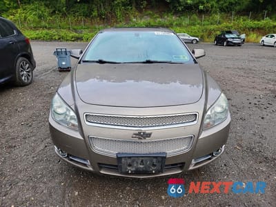 Piąte zdjęcie samochodu w środku: 2010 CHEVROLET MALIBU LTZ VIN:1G1ZE5E70AF107701 - miniatura