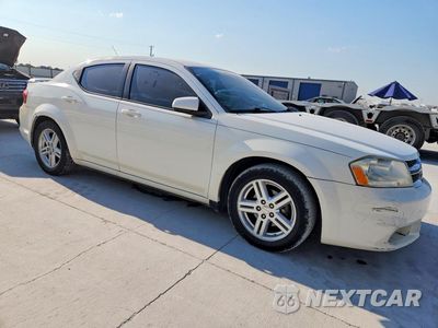 Czwarte zdjęcie samochodu z boku: 2011 DODGE AVENGER MAINSTREET VIN:1B3BD1FB8BN502189 - miniatura