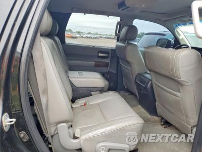 Zdjęcie 11 z 13 samochodu: 2010 TOYOTA SEQUOIA PLATINUM VIN:5TDDW5G17AS039128 - miniatura