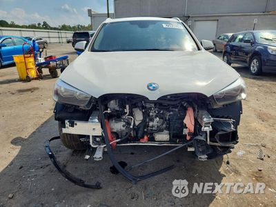 Piąte zdjęcie samochodu w środku: 2018 BMW X1 SDRIVE28I VIN:WBXHU7C34J5L09211 - miniatura