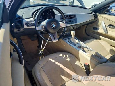 Zdjęcie 8 z 12 samochodu: 2003 BMW Z4 3.0 VIN:4USBT53463LU03196 - miniatura