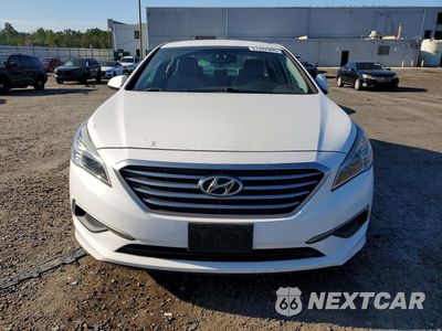 Piąte zdjęcie samochodu w środku: 2016 HYUNDAI SONATA SE VIN:5NPE24AF9GH326774 - miniatura
