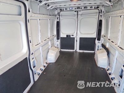 Zdjęcie 10 z 13 samochodu: 2025 RAM PROMASTER 2500 2500 HIGH VIN:3C6LRVDG7SE523041 - miniatura