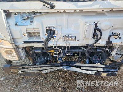 Zdjęcie 11 z 13 samochodu: 2024 ISUZU NPR VIN:54DC4W1D8RS221638 - miniatura