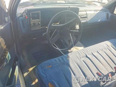 Zdjęcie 8 z 12 samochodu: 1989 CHEVROLET GMT-400 K1500 VIN:1GCDK14K6KZ207083 - miniatura