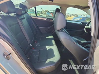 Zdjęcie 10 z 12 samochodu: 2013 VOLKSWAGEN JETTA SE VIN:3VWDX7AJ3DM293762 - miniatura
