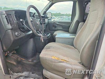 Zdjęcie 7 z 13 samochodu: 2012 GMC SAVANA G1500 VIN:1GTS7AFX5C1183540 - miniatura