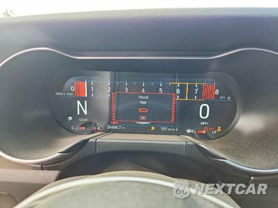 Zdjęcie 9 z 12 samochodu: 2022 FORD MUSTANG MACH I VIN:1FA6P8R00N5555165 - miniatura