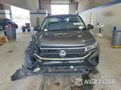 Piąte zdjęcie samochodu w środku: 2024 VOLKSWAGEN TAOS S VIN:3VV5X7B23RM019839 - miniatura
