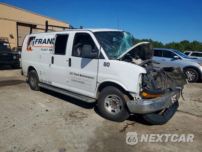 Czwarte zdjęcie samochodu z boku: 2018 GMC SAVANA G2500 VIN:1GTW7AFG6J1333587 - miniatura