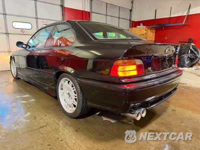 Trzecie zdjęcie samochodu z tyłu: 1995 BMW M3 VIN:WBSBF9329SEH04823 - miniatura