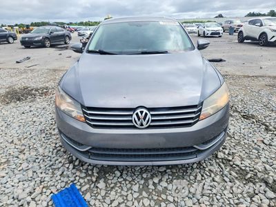 Piąte zdjęcie samochodu w środku: 2012 VOLKSWAGEN PASSAT SE VIN:1VWBH7A36CC055183 - miniatura
