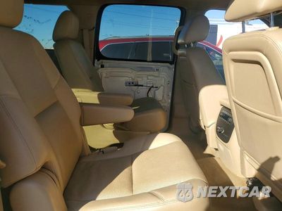 Zdjęcie 11 z 13 samochodu: 2014 CHEVROLET SUBURBAN C1500 LTZ VIN:1GNSCKE09ER184465 - miniatura