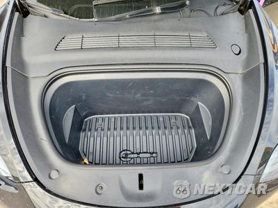 Zdjęcie 11 z 12 samochodu: 2024 TESLA MODEL Y VIN:7SAYGDEE9RA225784 - miniatura