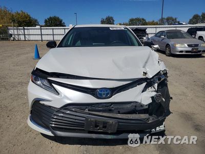 Piąte zdjęcie samochodu w środku: 2022 TOYOTA CAMRY XLE VIN:4T1F31AK6NU595066 - miniatura