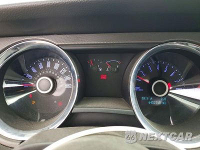 Zdjęcie 9 z 12 samochodu: 2014 FORD MUSTANG VIN:1ZVBP8EM8E5240015 - miniatura