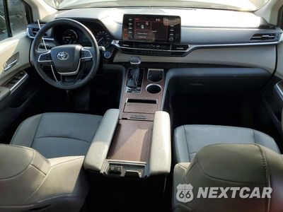 Zdjęcie 8 z 14 samochodu: 2023 TOYOTA SIENNA XLE VIN:5TDYRKEC4PS173602 - miniatura