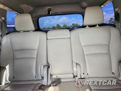 Zdjęcie 10 z 13 samochodu: 2019 HONDA PILOT TOURING VIN:5FNYF5H92KB029246 - miniatura