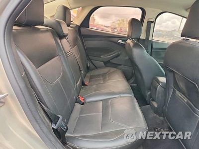 Zdjęcie 10 z 12 samochodu: 2015 FORD FOCUS SE VIN:1FADP3F25FL287212 - miniatura