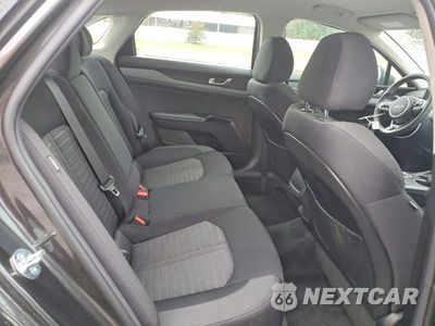Zdjęcie 10 z 13 samochodu: 2026 KIA K5 LXS VIN:KNAG24J76T5427392 - miniatura