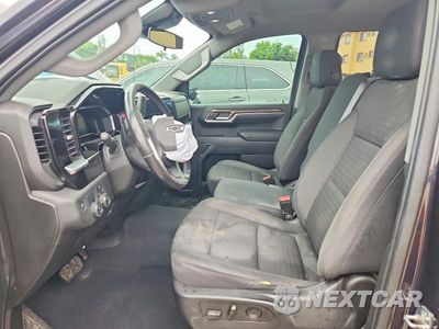 Zdjęcie 7 z 12 samochodu: 2022 CHEVROLET SILVERADO C1500 RST VIN:2GCPADED7N1514776 - miniatura