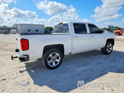 Trzecie zdjęcie samochodu z tyłu: 2018 CHEVROLET SILVERADO K1500 LT VIN:3GCUKREC5JG148273 - miniatura