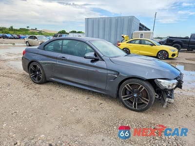 Czwarte zdjęcie samochodu z boku: 2017 BMW M4 VIN:WBS3U9C57HP970825 - miniatura