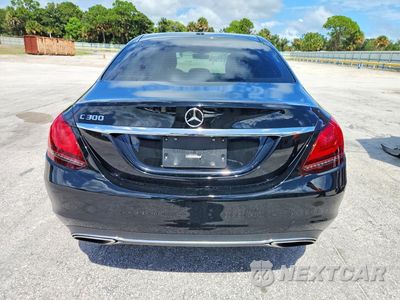Zdjęcie 6 z 13 samochodu: 2019 MERCEDES-BENZ C 300 VIN:55SWF8DB7KU284359 - miniatura