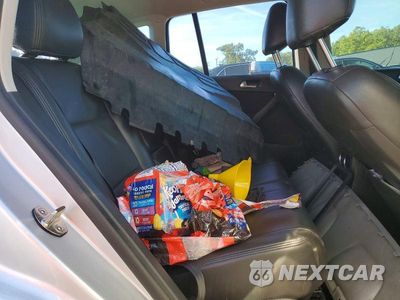 Zdjęcie 11 z 13 samochodu: 2017 VOLKSWAGEN TIGUAN S VIN:WVGAV7AX1HK042991 - miniatura