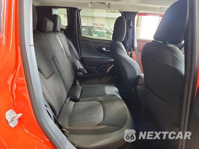 Zdjęcie 10 z 12 samochodu: 2016 JEEP RENEGADE LATITUDE VIN:ZACCJBBT5GPC96070 - miniatura