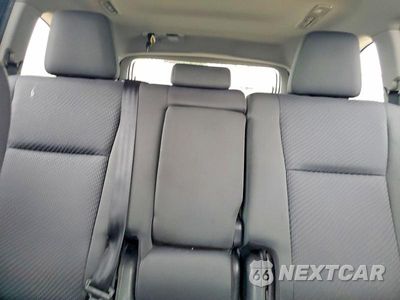 Zdjęcie 10 z 13 samochodu: 2019 TOYOTA HIGHLANDER LE VIN:5TDBZRFH6KS702517 - miniatura