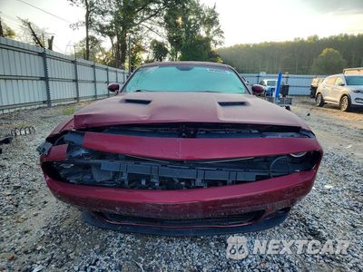 Piąte zdjęcie samochodu w środku: 2017 DODGE CHALLENGER SXT VIN:2C3CDZAG4HH609122 - miniatura