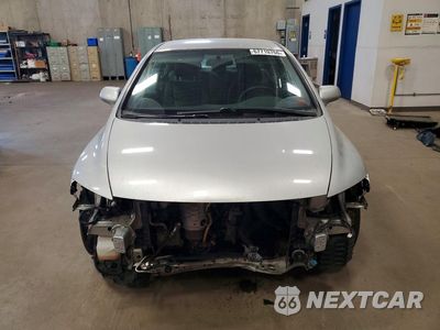 Piąte zdjęcie samochodu w środku: 2006 HONDA CIVIC LX VIN:1HGFA15576L150732 - miniatura