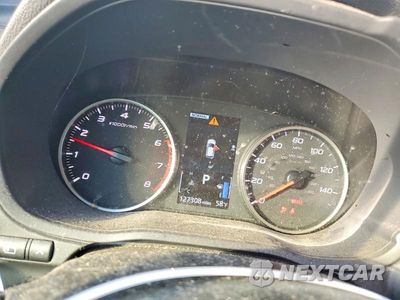 Zdjęcie 9 z 12 samochodu: 2022 MITSUBISHI ECLIPSE CROSS LE VIN:JA4ATVAA3NZ013502 - miniatura
