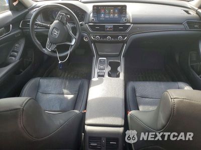 Zdjęcie 8 z 12 samochodu: 2019 HONDA ACCORD TOURING HYBRID VIN:1HGCV3F95KA007059 - miniatura