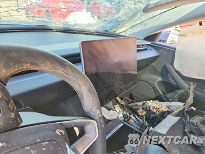 Zdjęcie 9 z 12 samochodu: 2026 TESLA MODEL 3 VIN:5YJ3E1ET7TF214870 - miniatura