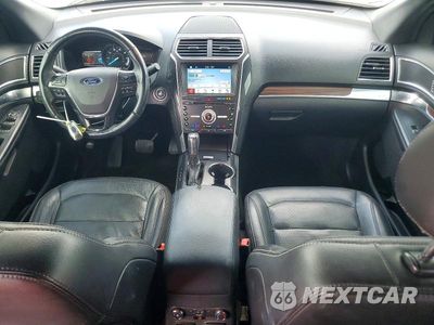 Zdjęcie 8 z 13 samochodu: 2017 FORD EXPLORER LIMITED VIN:1FM5K7F87HGD22090 - miniatura