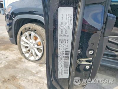 Zdjęcie 14 z 14 samochodu: 2019 JEEP CHEROKEE LATITUDE VIN:1C4PJMCB5KD232413 - miniatura