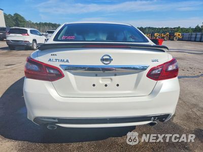 Zdjęcie 6 z 12 samochodu: 2017 NISSAN ALTIMA 2.5 SR VIN:1N4AL3AP8HC214016 - miniatura