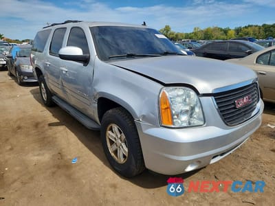 Czwarte zdjęcie samochodu z boku: 2014 GMC YUKON XL K1500 SLT VIN:1GKS2KE75ER227079 - miniatura