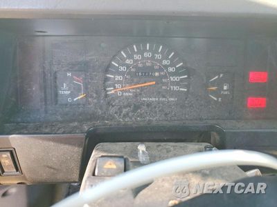 Zdjęcie 9 z 12 samochodu: 1986 TOYOTA PICKUP RN63 STD VIN:JT4RN63R7G0074158 - miniatura